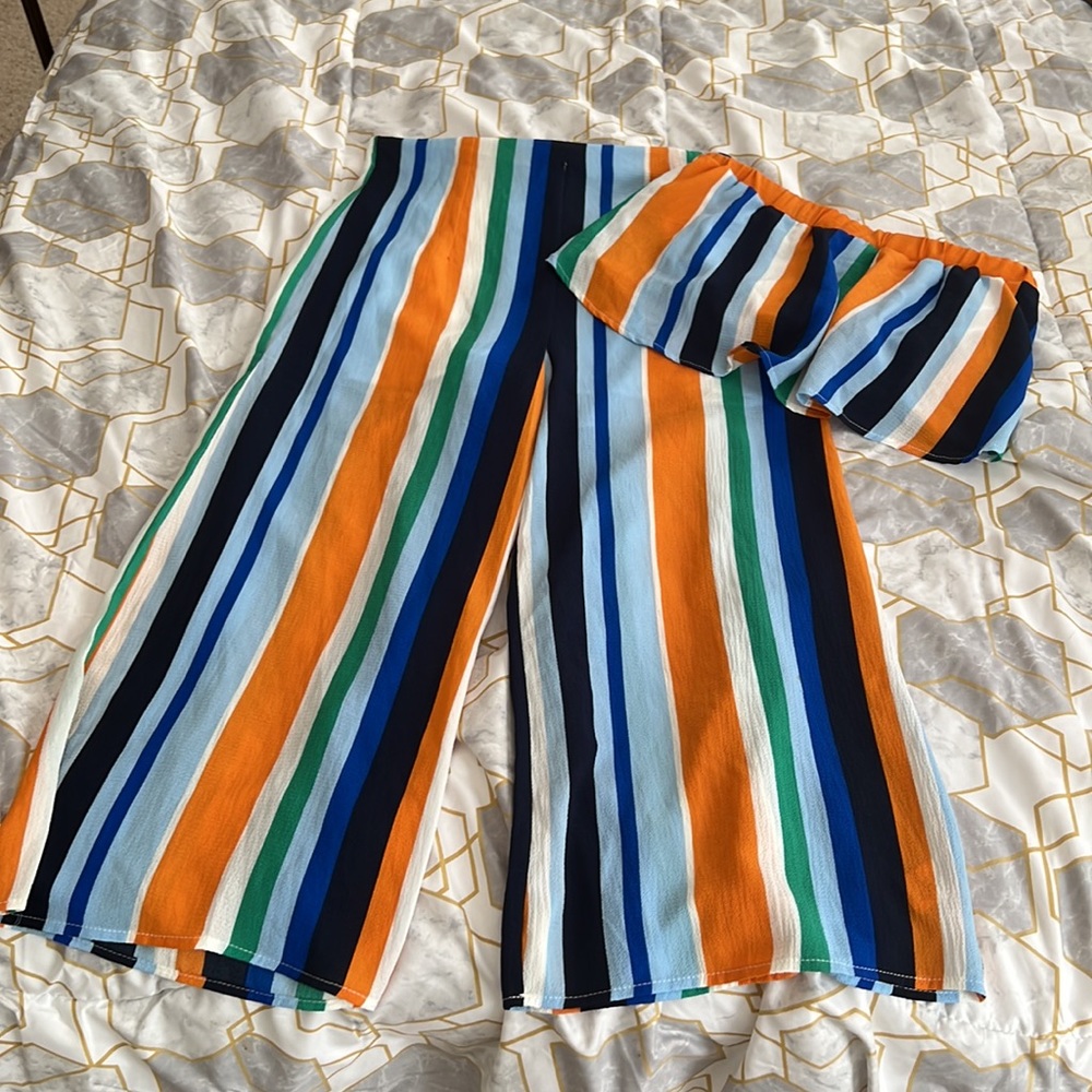 Stripes multicolor crop top and wide leg pants set
